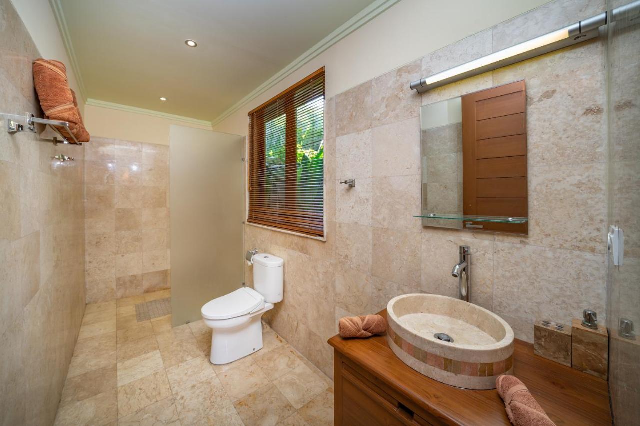 Villa Olivia Jimbaran  Bagian luar foto